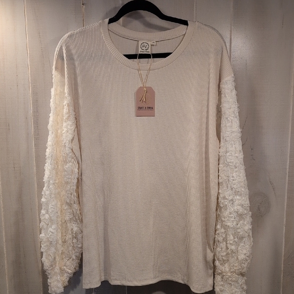 Grace + Emma Tops - Cream Lace Sleeve Top